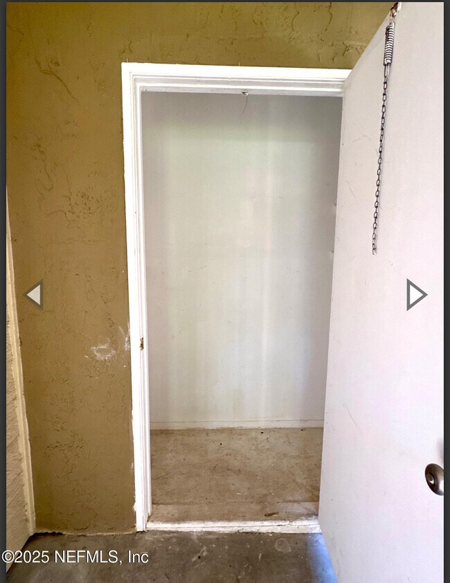 Building Photo - 11 Arbor Club Dr