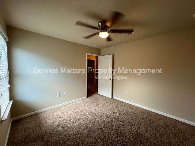 Building Photo - 4901 Spears St