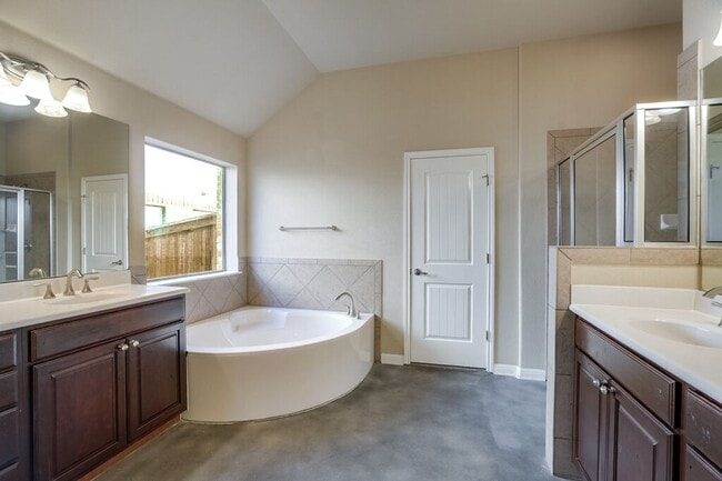 Building Photo - 125 Snowdrift Trail