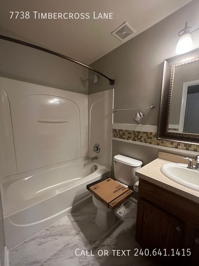 Building Photo - 7738 Timbercross Ln