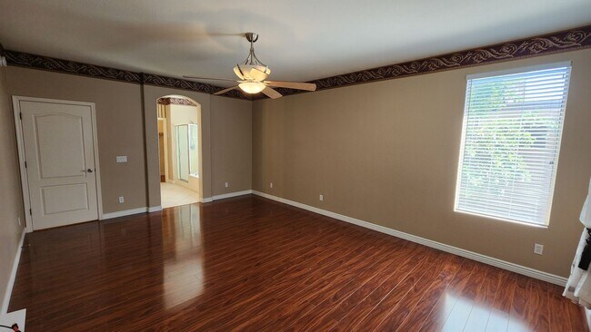 Building Photo - 3 Bedroom Home in Dobson Place Community N...