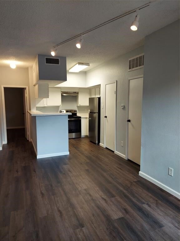 Primary Photo - 10855 Meadowglen Ln