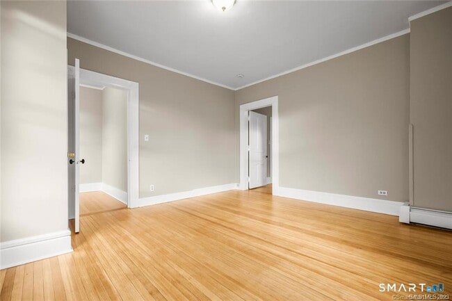 Building Photo - 49 Atwater Ave