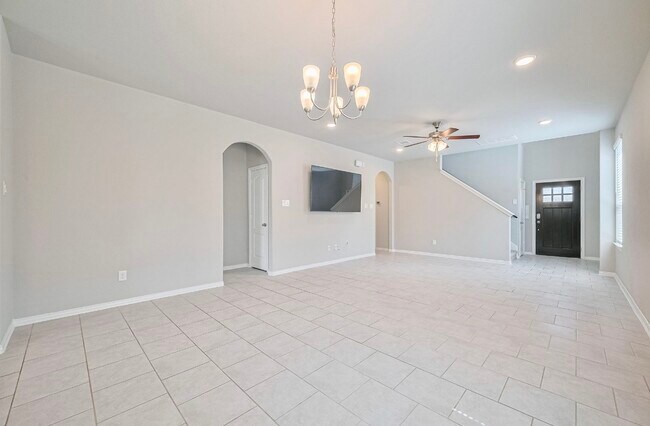 Building Photo - 31630 Heguy Pass