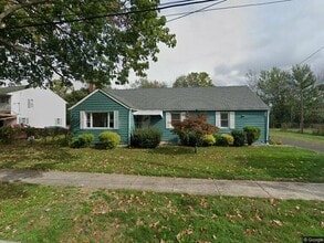 Building Photo - 245 Hayes St