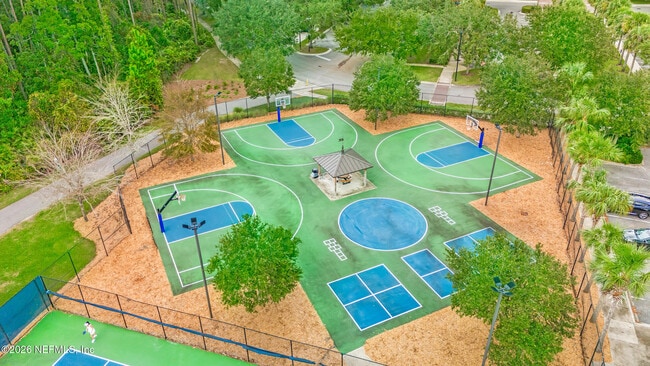 Building Photo - 118 Pioneer Village Dr