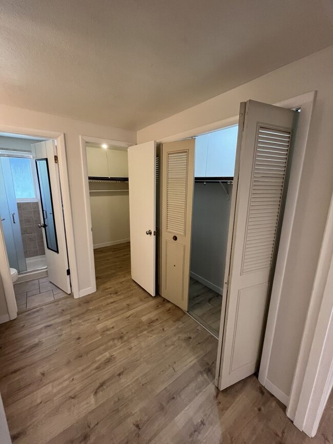 Building Photo - Beautiful Home in Mt Pleasant
