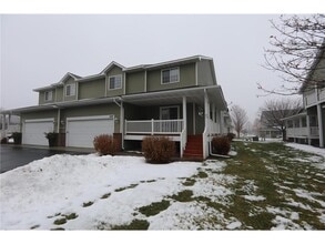 Building Photo - 9476 Talon Ct