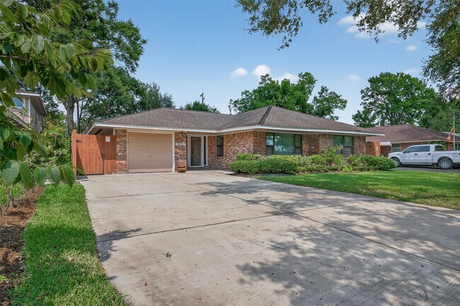 Primary Photo - 4038 Cheena Dr