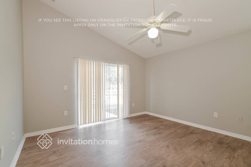 Building Photo - 1112 Sophia Blvd