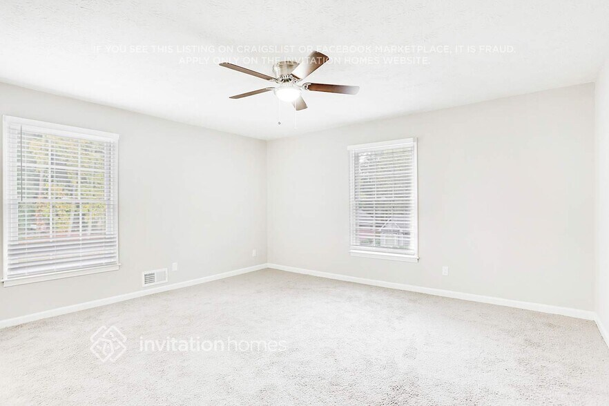 Building Photo - 584 Rock Shadow Ct