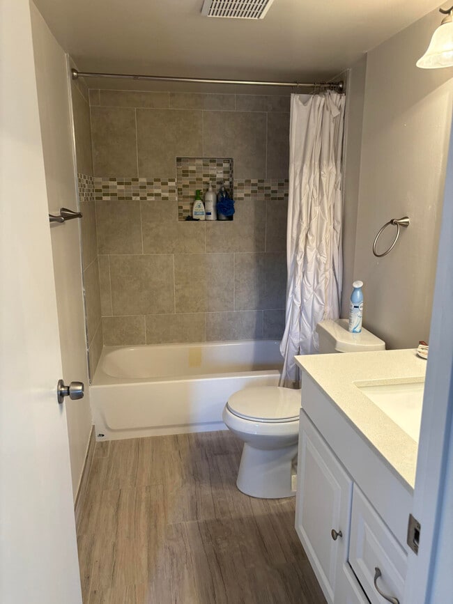 Building Photo - 3220 Frederick Blvd