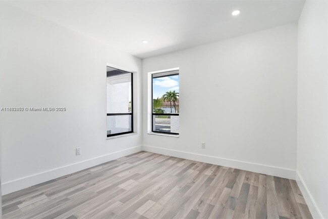 Building Photo - 4920 NW 83rd Terrace