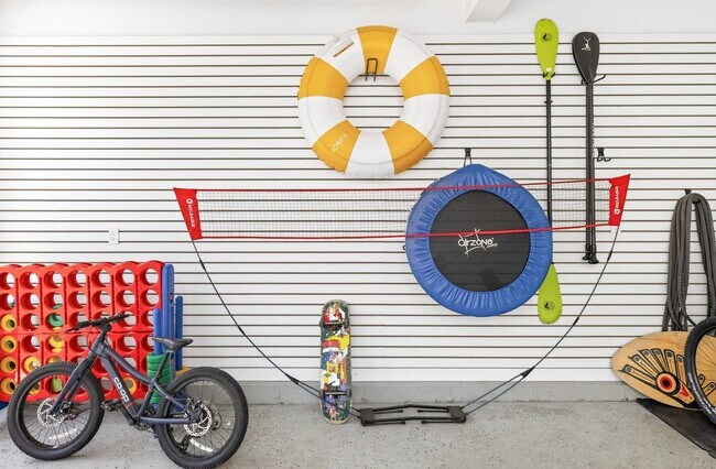 Building Photo - 17 Bayview Rd