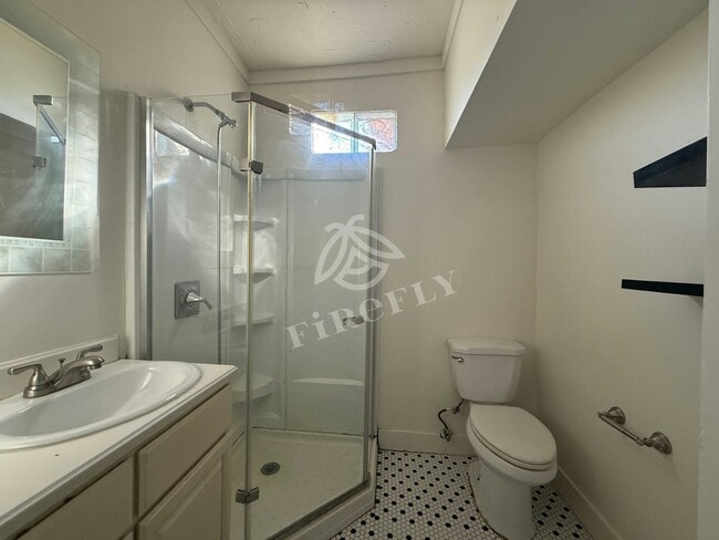 Building Photo - 1212 E Taylor St