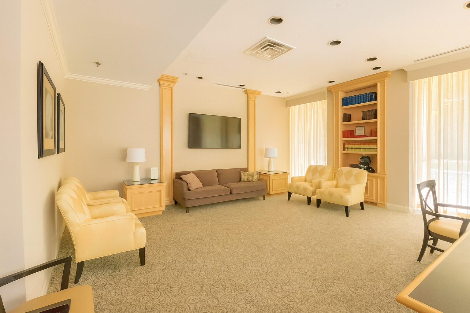 Building Photo - 4808 Moorland Ln