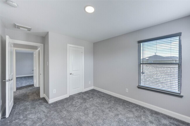 Building Photo - 1810 Adobe Stone Dr