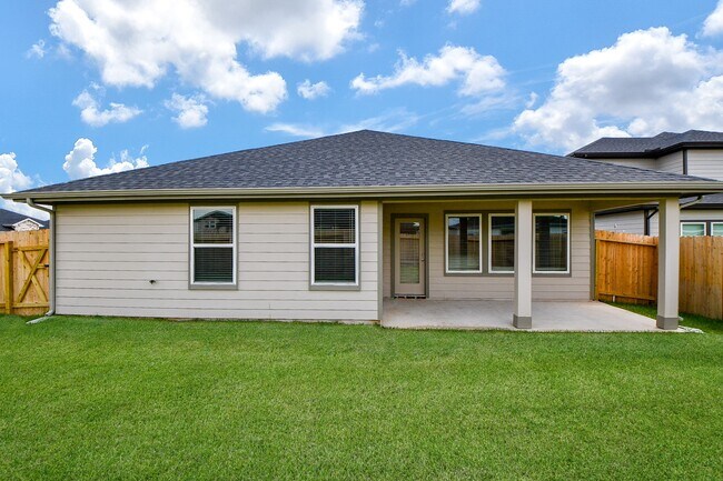 Building Photo - 30406 Canterbury Flds Dr