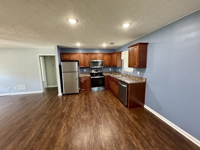 Building Photo - 119 McGowan Ave