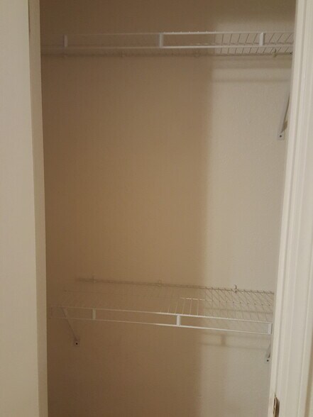 Building Photo - 7502 Bodega Ave