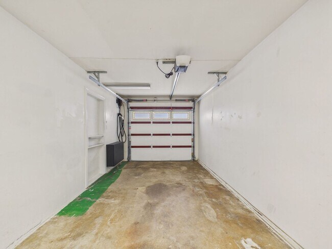 Building Photo - San Carlos home for rent plus studio in-law unit! $7,500