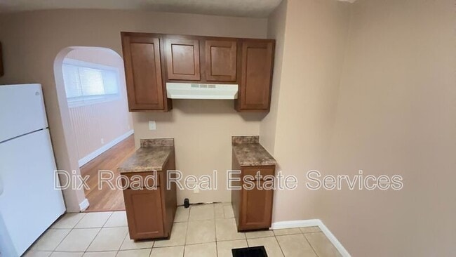 Building Photo - 1891 Stahlheber Rd