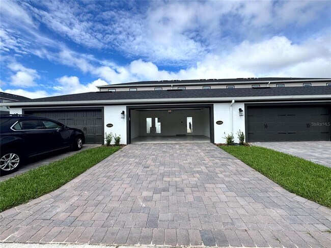 Building Photo - 15388 Burgtheater Dr