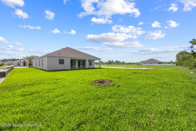 Building Photo - 6266 Moonrise Dr