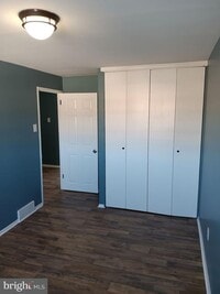 Building Photo - 1310 Patrick Henry Pl