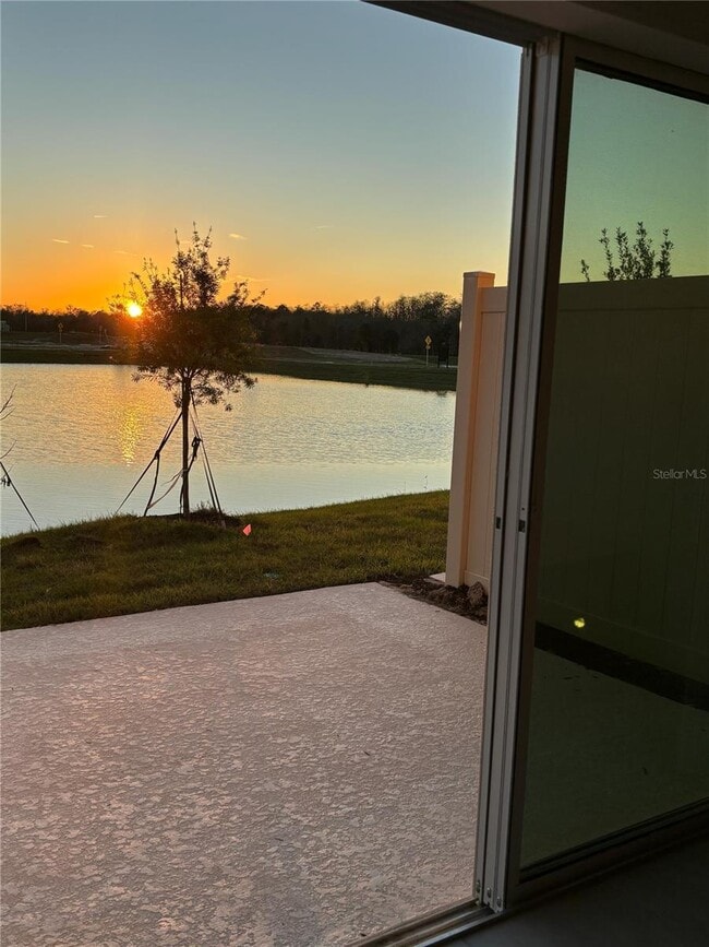 Building Photo - 2236 Portrait St