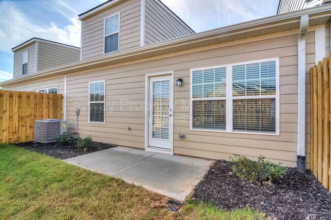 Building Photo - 1011 Coveside Trl