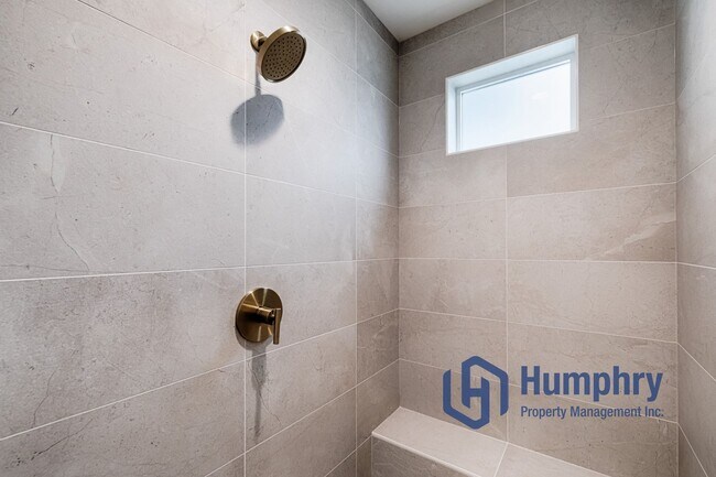 Building Photo - Brand new home stunning Valor Estates in Kuna