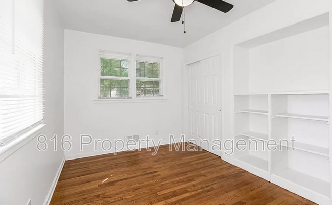 Building Photo - 1609 NE 60th Terrace
