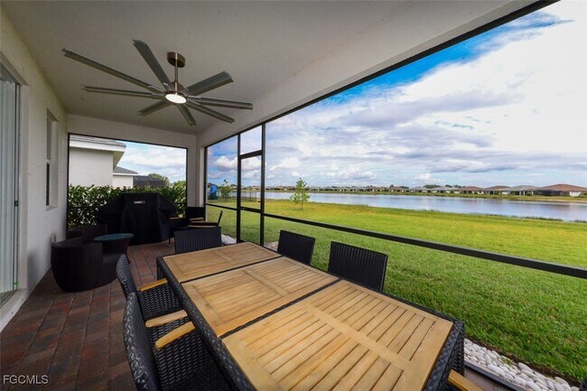 Building Photo - 3983 E Hampton Cir