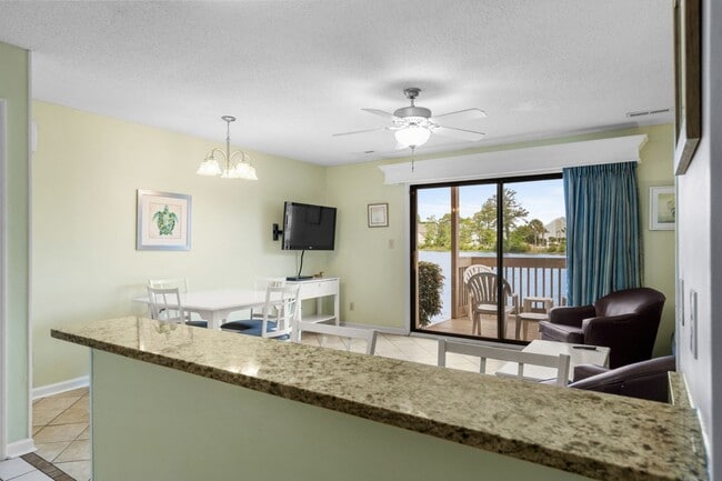 Building Photo - Seasonal Rental Available Now-3/31/26-Wifi...