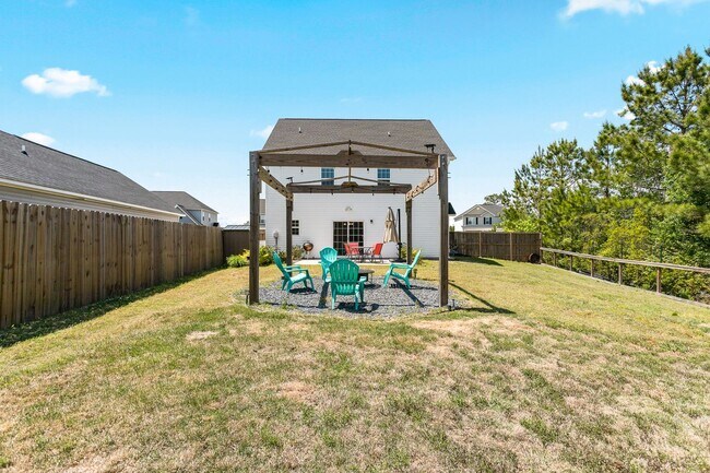 Building Photo - 520 Black Pearl Cir