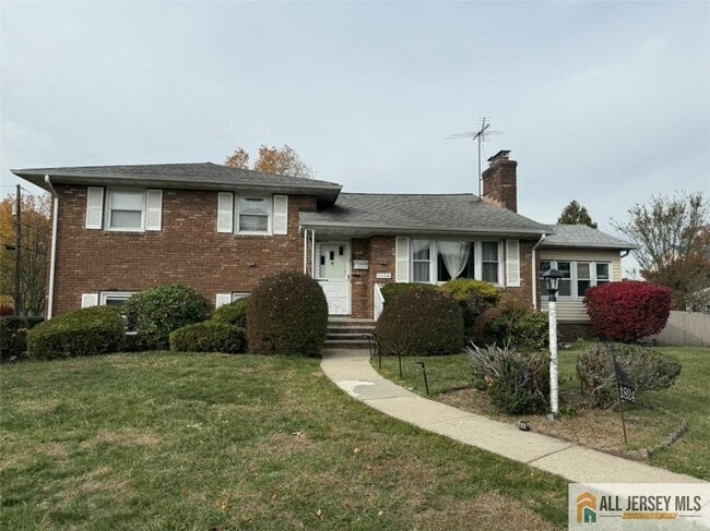 Primary Photo - 1824 Pershing Pl