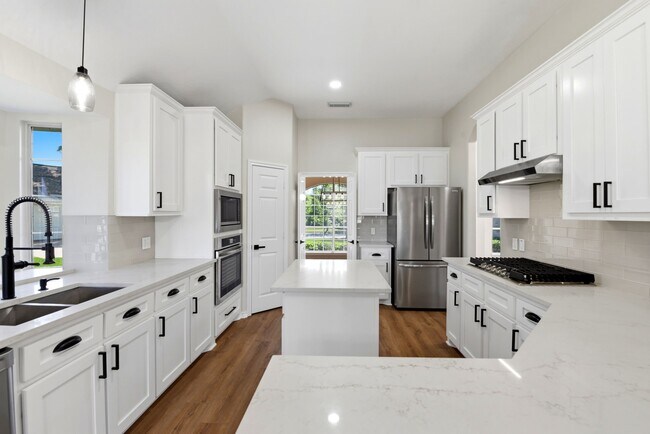 Building Photo - 29819 S Legends Village Cir