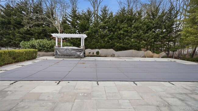 Building Photo - 15 Blueberry Ln