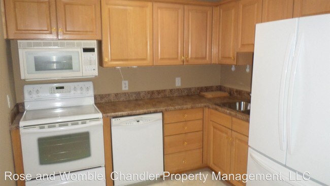 Building Photo - 3 br, 2 bath House - 432 W. Farmington Road^^