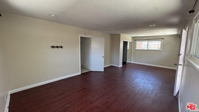 Building Photo - 15336 Ryon Ave