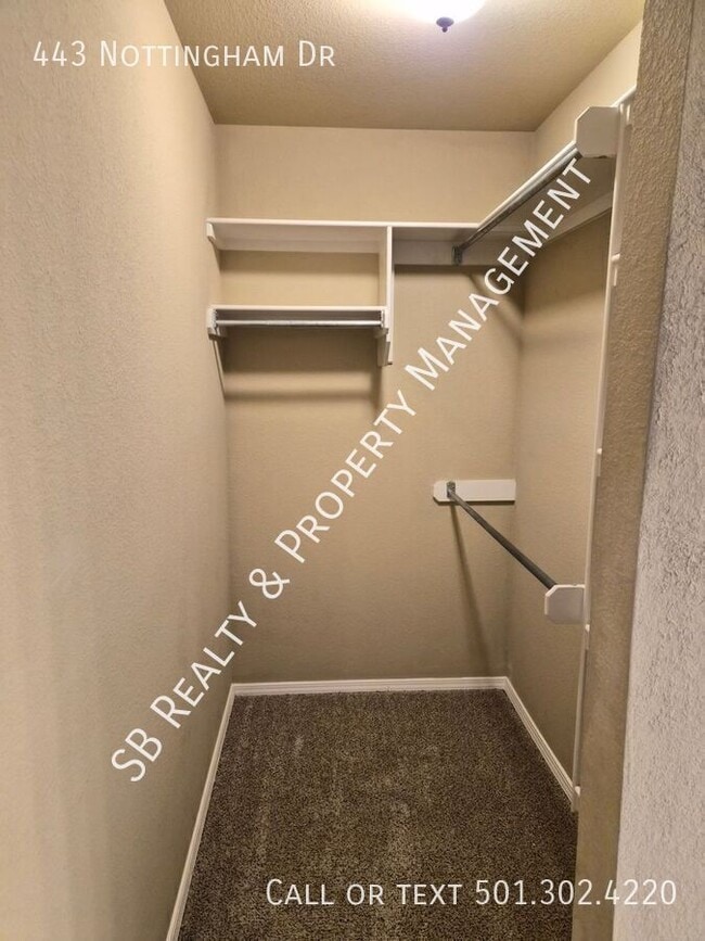 Building Photo - 443 Nottingham Dr