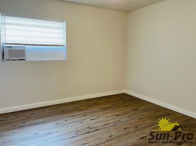 Building Photo - 708 Georgia St