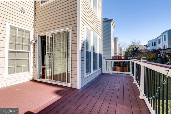 Building Photo - 2415 Terra Cotta Cir