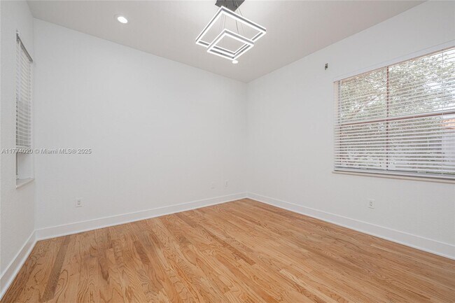 Building Photo - 1455 Breakwater Terrace