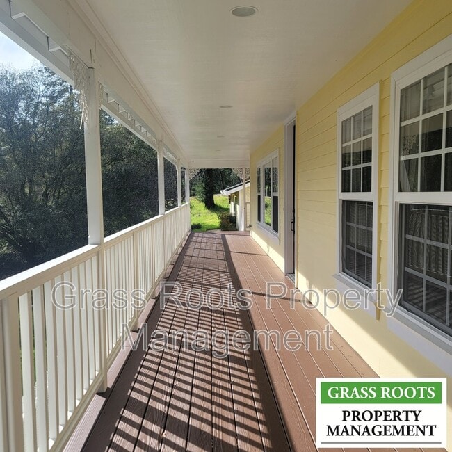 Building Photo - 13575 Sun Forest Dr