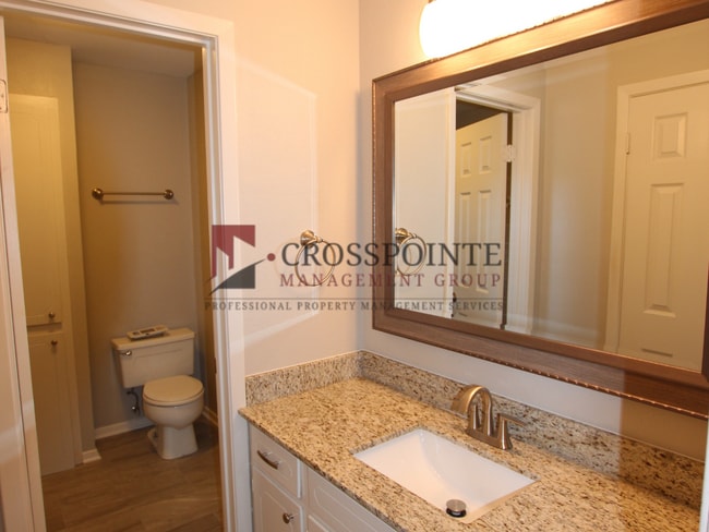 Building Photo - Charming 3 Bedroom in Whitehouse!