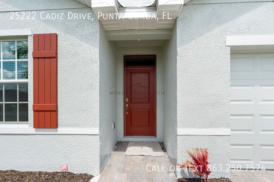 Building Photo - 25222 Cadiz Dr