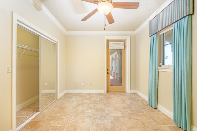 Building Photo - 3 Story Condo on Riverside Drive in Port O...