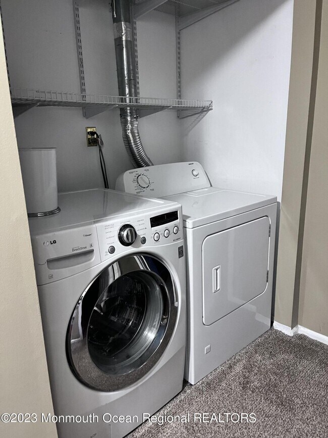 Building Photo - 37 Atlantis Terrace